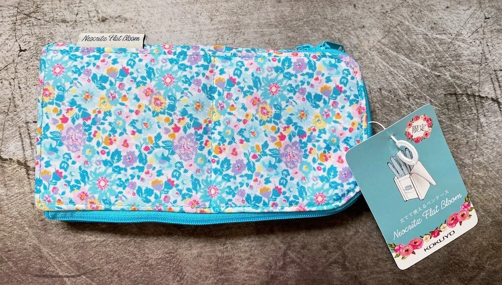 Flat pencil case pattern hot sale
